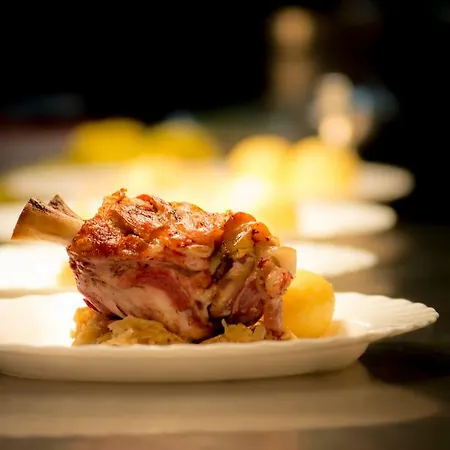 Gaststaette Brauhaus Gmbh *